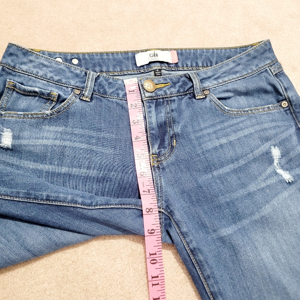 Cabi Boyfriend Jeans Womens Size 6 Distressed Raw Hem Stretch Denim Medium Wash - Picture 11 of 14